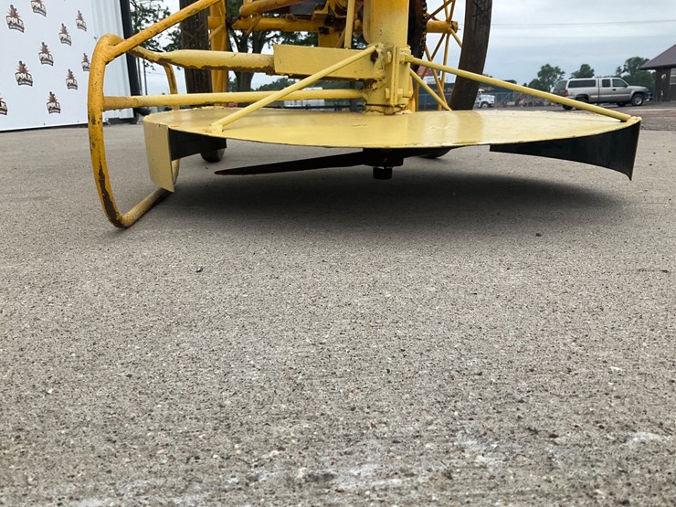 #5008-•-bachtold-fence-row-king-walk-behind-rotary-mower-image-5