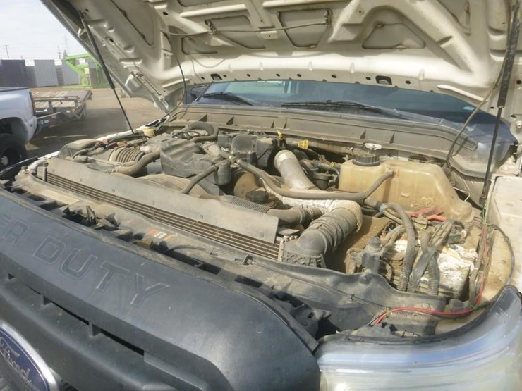 2016-ford-f550-image-17