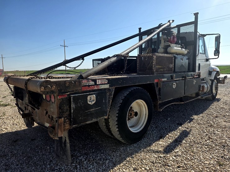 2015-international-durastar-4300-image-5