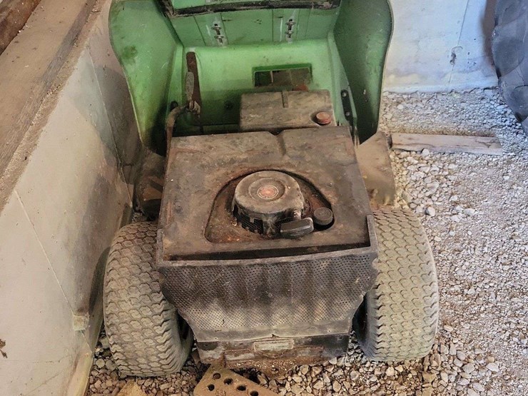 john-deere-68-image-3
