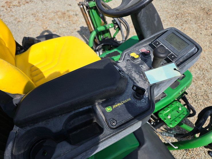 2016-john-deere-7500a-image-24