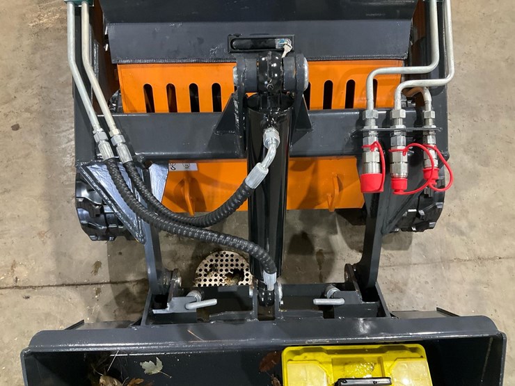 #1000-•-unused-landhero-ht380-mini-skid-steer-loader*-image-5