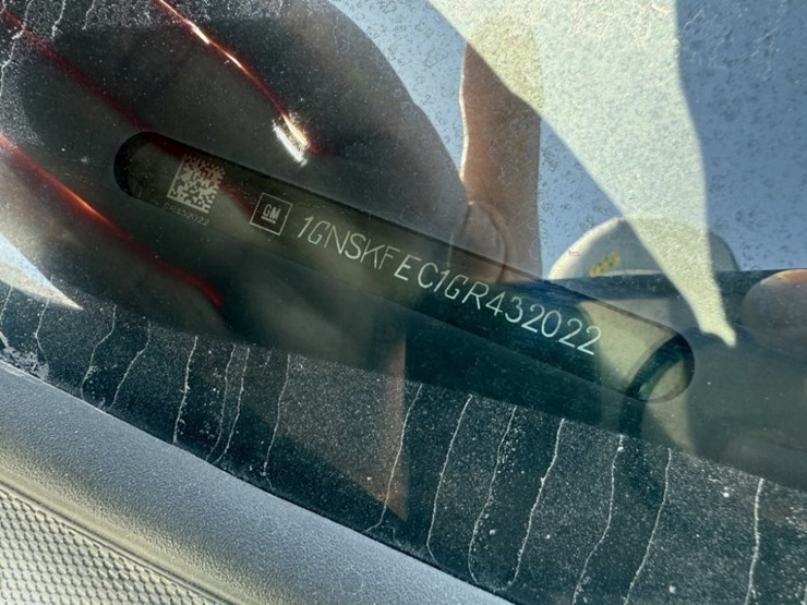 2016-chevrolet-tahoe-image-9