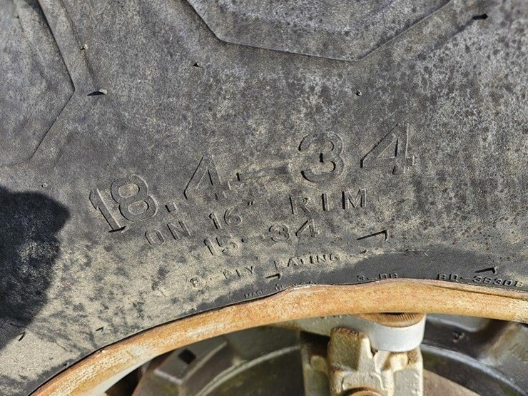 massey-ferguson-1080-image-8