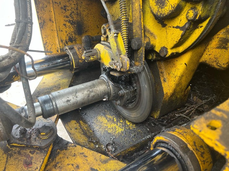 john-deere-440c-image-25