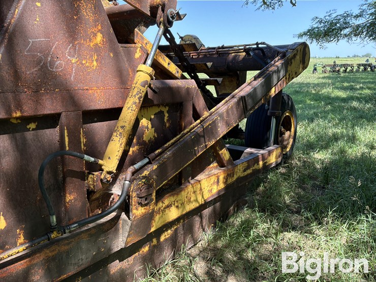 soil-mover-90-e-pull-type-scraper-image-14