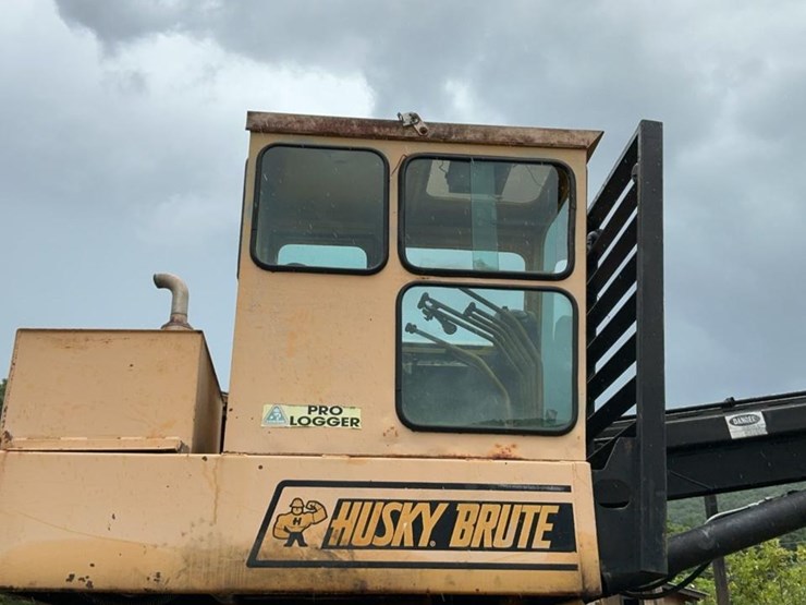 #131-•-1988-husky-brute-knuckleboom-on-truck-image-43