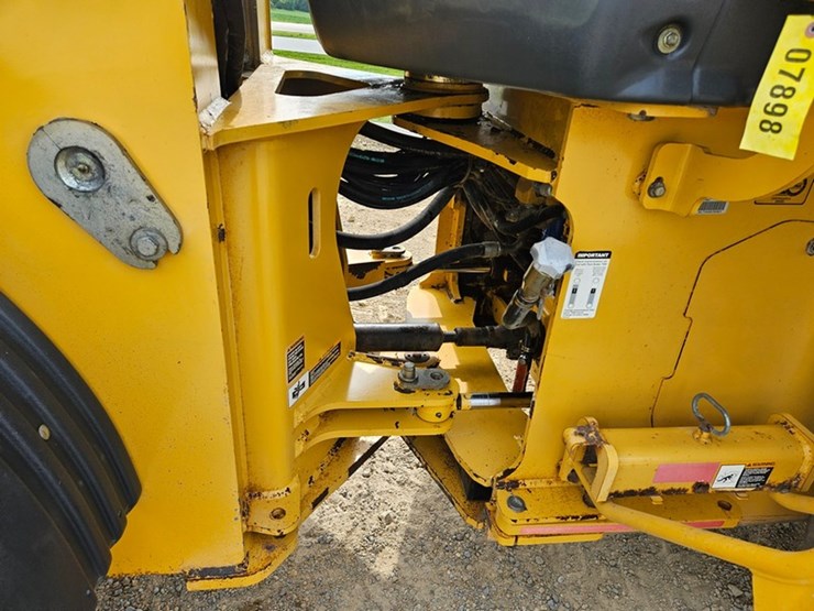 deere-624j-image-15
