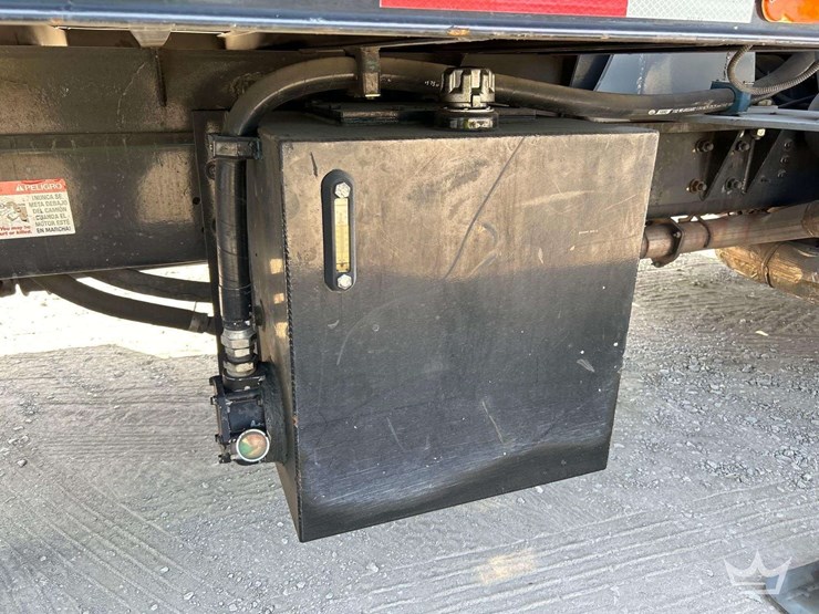 2019-ford-f750-image-34