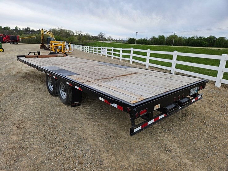 #55-•-2019-trailerman-102"-x-24'-tandem-axle-trailer-image-3