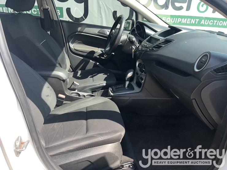 2014-ford-model-a-image-33