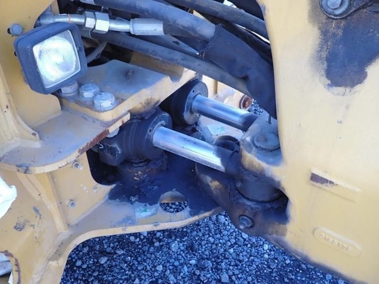 2008-caterpillar-430e-image-19