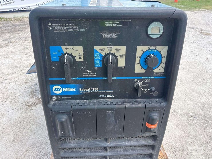2004-miller-bobcat-250-10,000w-welder-generator-image-12