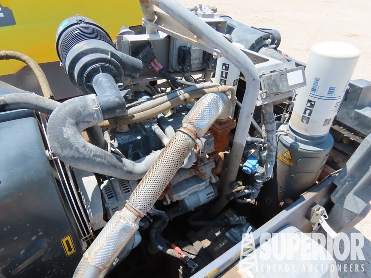 2022-atlas-copco-185-cfm-image-3