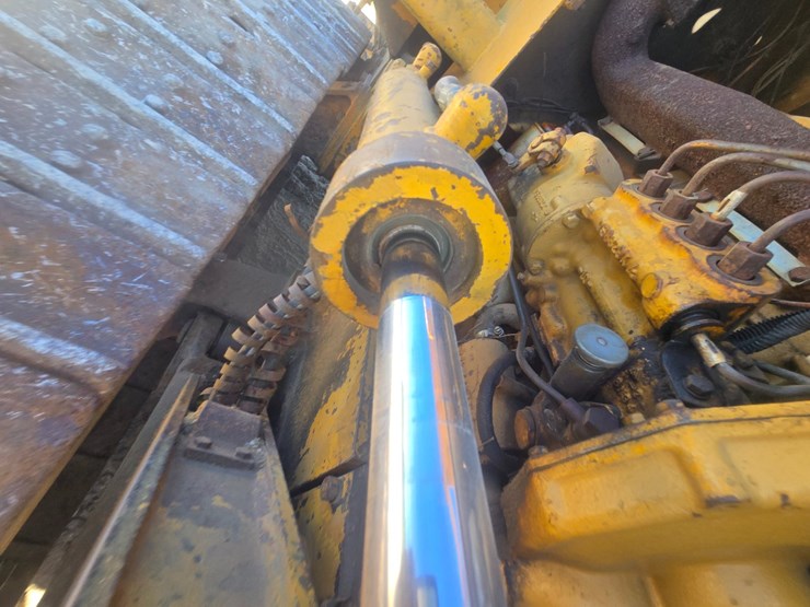 caterpillar-d3-image-77