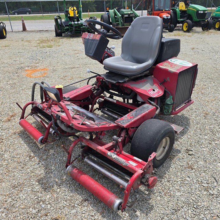 #1003 • Toro 3000 Greensmaster