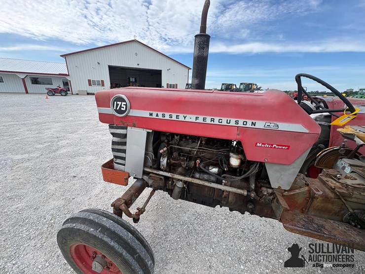massey-ferguson-175-image-13