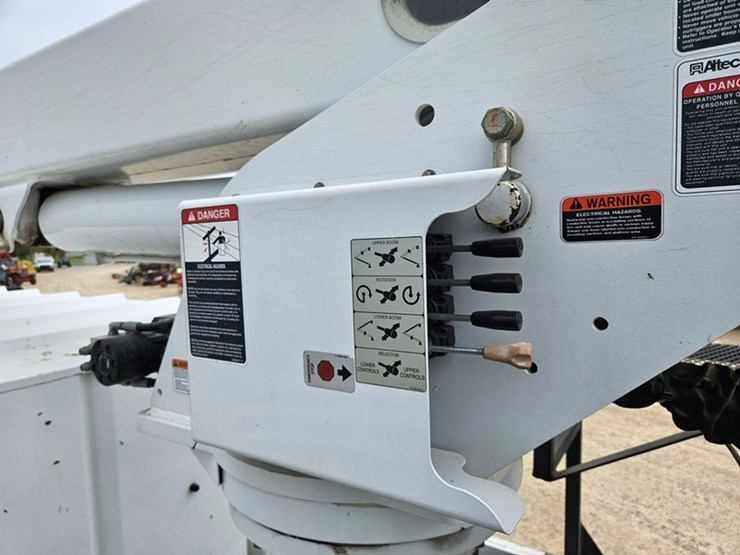 2011-international-durastar-4300-image-28