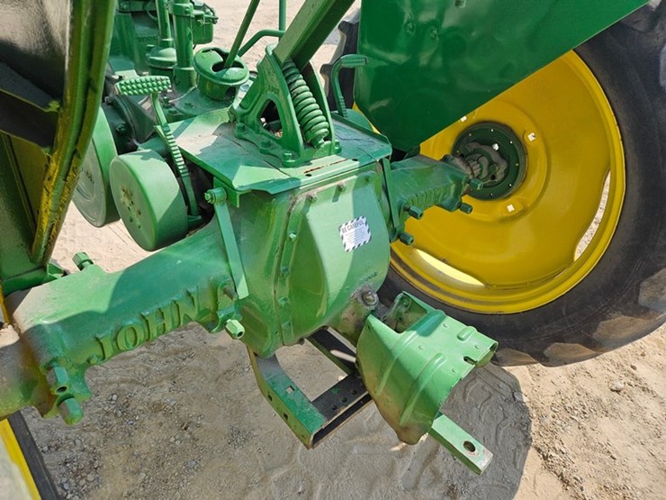 john-deere-b-image-34