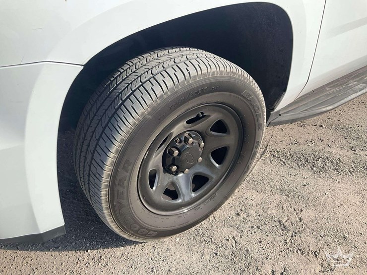 2019-chevrolet-tahoe-image-26