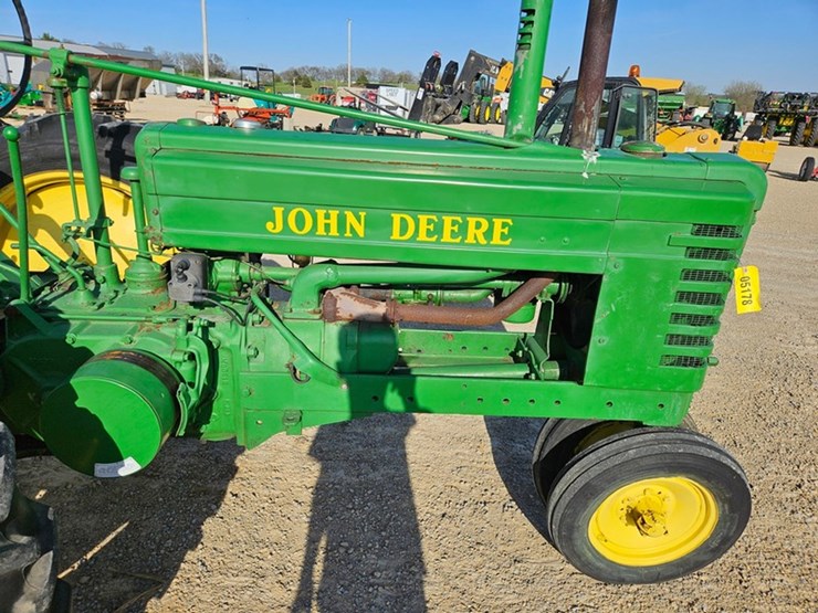 john-deere-b-image-12