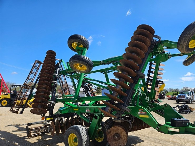 john-deere-2623vt-image-29