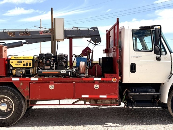 2019-international-durastar-4300-image-4