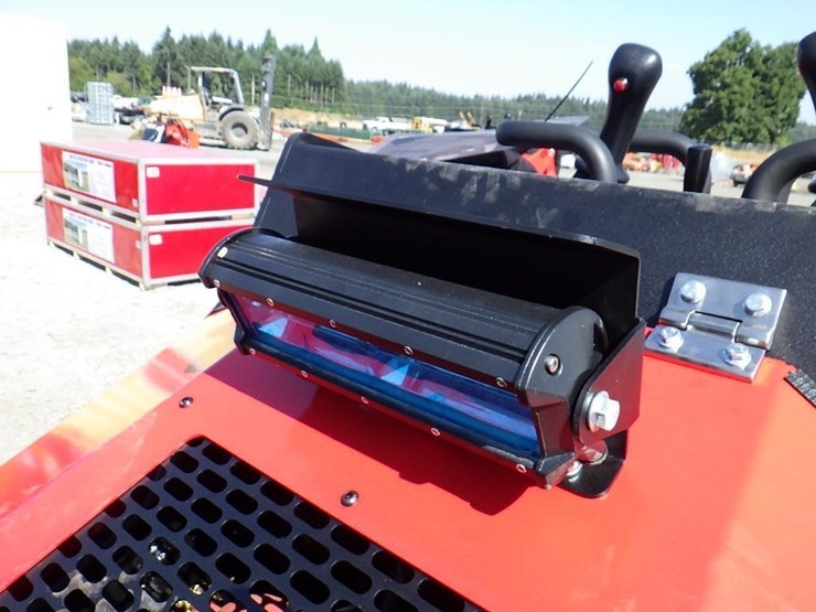 2026-sdlool-1050k-skid-steer-tracked-loader-image-7