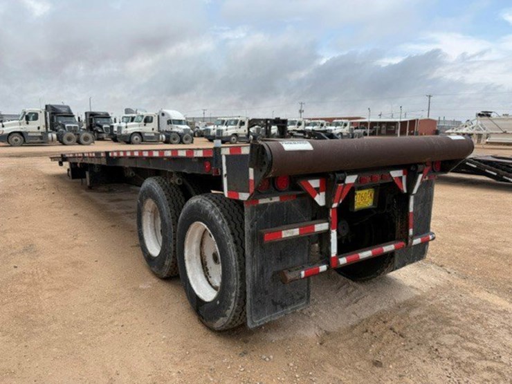 1983-lufkin-flatbed-image-3