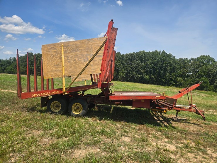 new-holland-1033-image-3