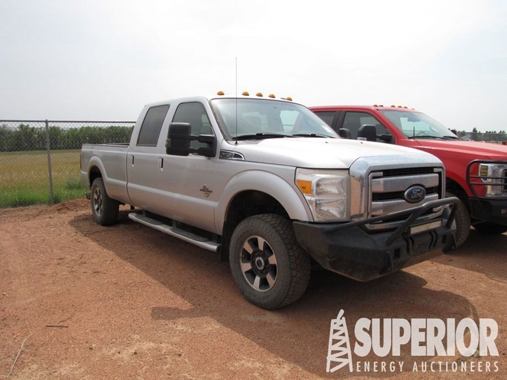 2014-ford-f250-lariat-image-1