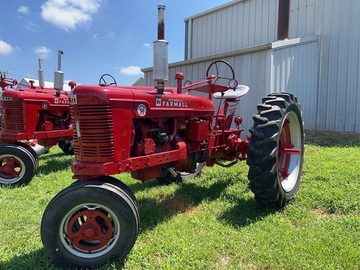 1953-farmall-super-h-image-3