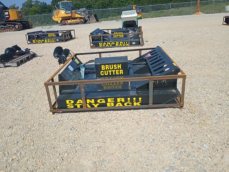 #26125-•-agt-brushcutter-skid-steer-attachment-image-4
