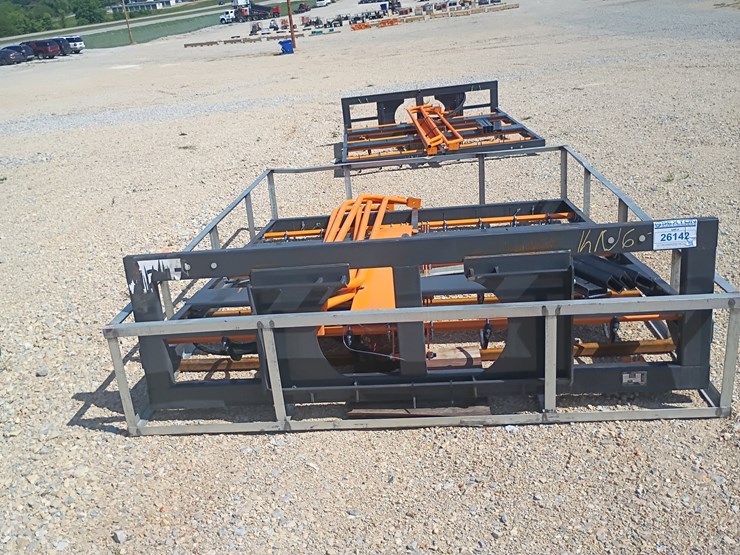#26142-•-arteer-hay-accumulator-grapple-skid-steer-attachment-image-4