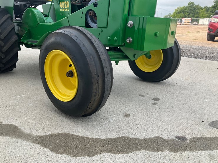 john-deere-4020-image-11
