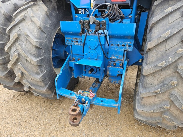 new-holland-9682-image-17