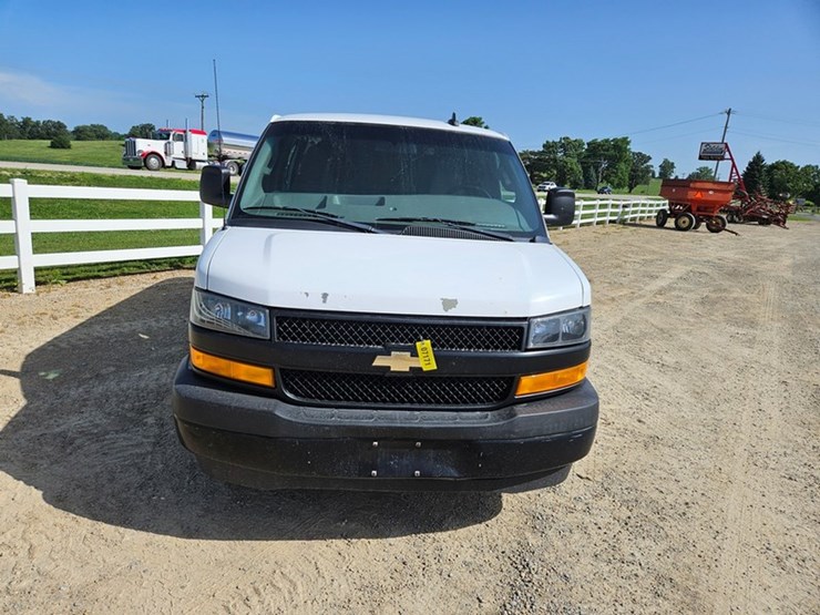 2018-chevrolet-g20-image-8