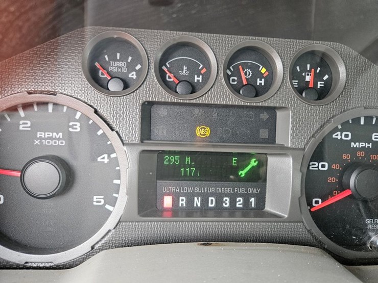 2008-ford-f550-image-44