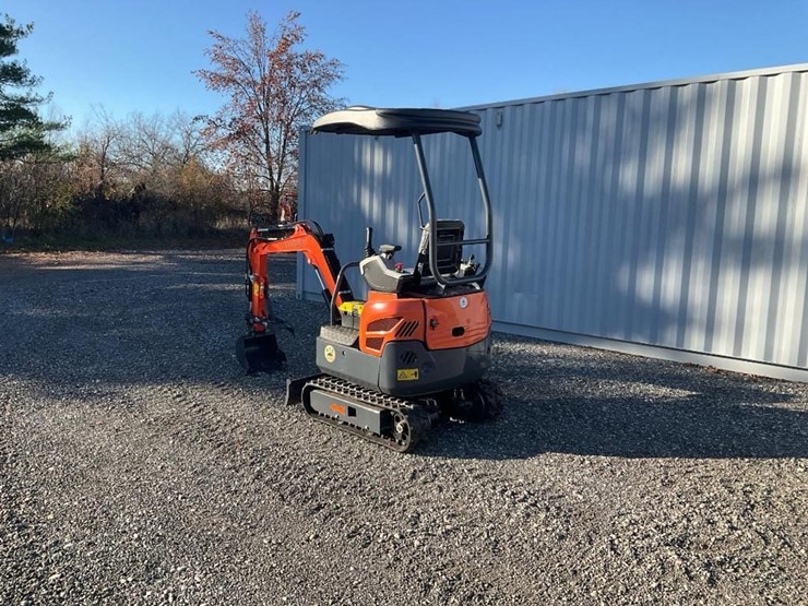 #1615-•-ats-me18-mini-excavator---middlebury,-in-image-4