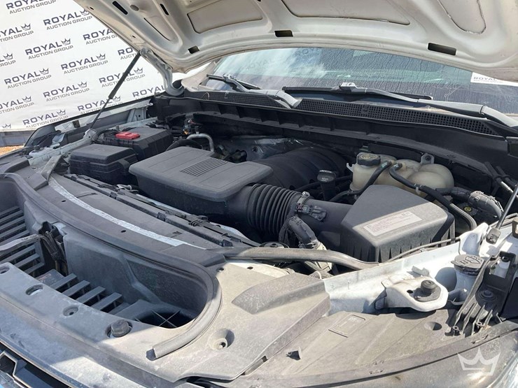2021-chevrolet-tahoe-image-8