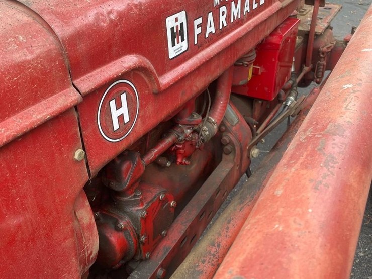 #6067-•-1948-farmall-h-tractor-image-19