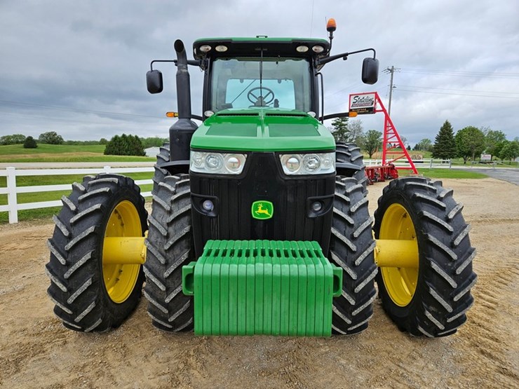 2013-john-deere-8335r-image-8
