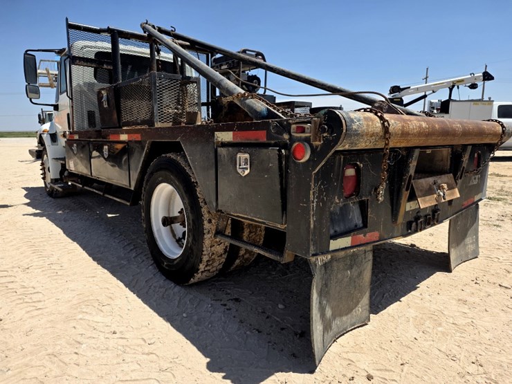 2015-international-durastar-4300-image-11