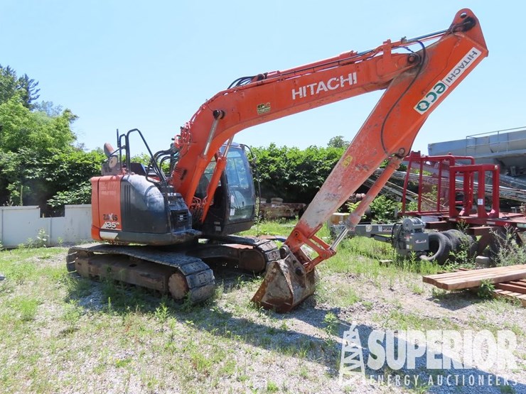 2017-hitachi-zx135us-6-image-2