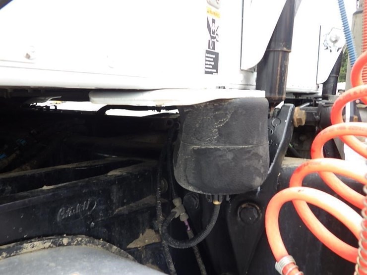 2009-peterbilt-387-image-20