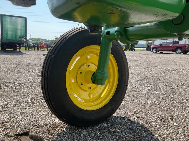 1956-john-deere-420-image-11