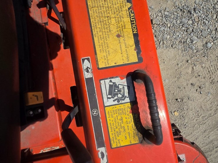 kubota-fz2400-image-26