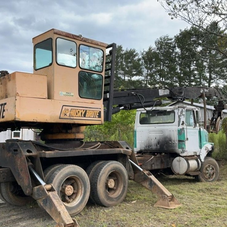 #131 • 1988 Husky Brute Knuckleboom on Truck