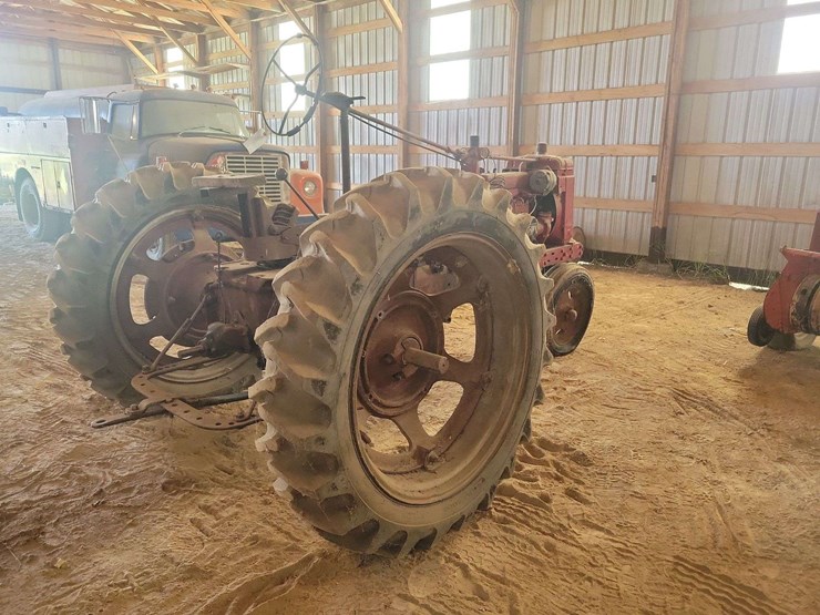 early-1939-farmall-h-image-5