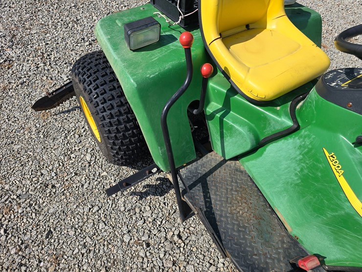 #1012-•-2019-john-deere-1200a-bunker-rake-image-10